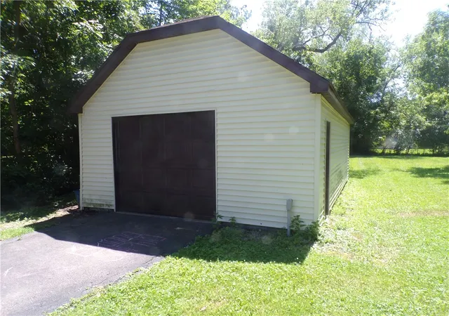 5th image of 41 Jemison Rd, Chili, NY 14623 | MLS# R1698109