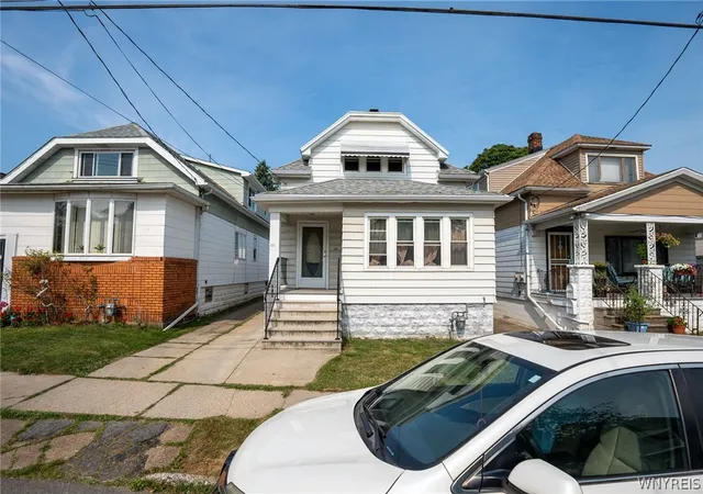1st image of 118 Hedwig Ave, Buffalo, NY 14211 | MLS# B1698954