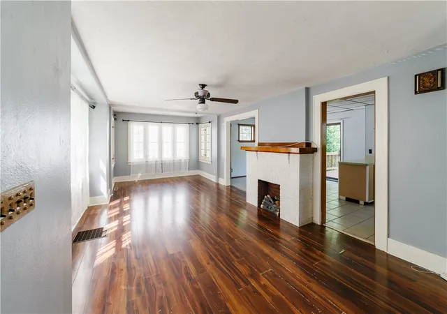 3rd image of 52 Indiana St, Rochester, NY 14609 | MLS# R1698600