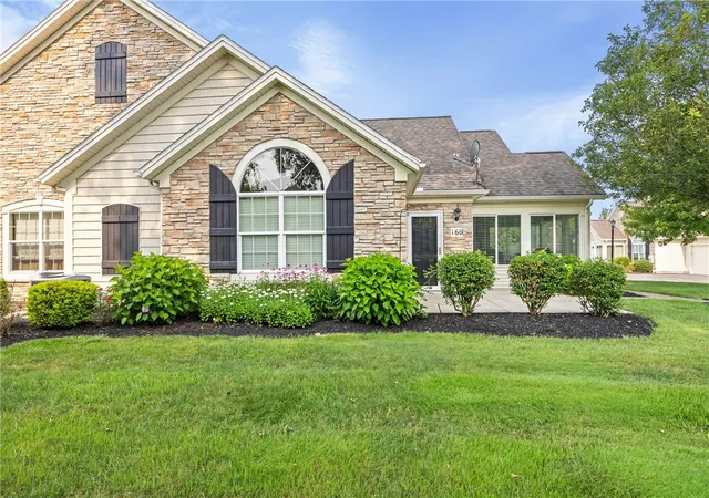 4th image of 160 Maryview Dr, Webster, NY 14580 | MLS# R1698431