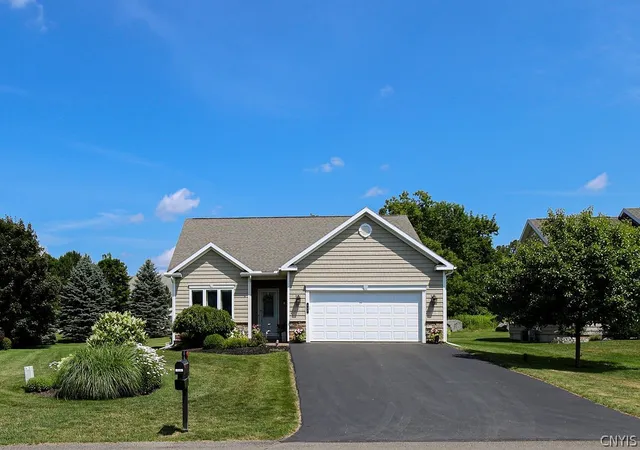 Photo 2 of Sale Pending at 133 Edwards Fls Ln, Manlius, NY 13104 | MLS# S1698816 | Listing updated on 2026-07-27