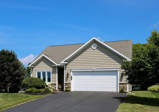 Photo 3 of Sale Pending at 133 Edwards Fls Ln, Manlius, NY 13104 | MLS# S1698816 | Listing updated on 2026-07-27