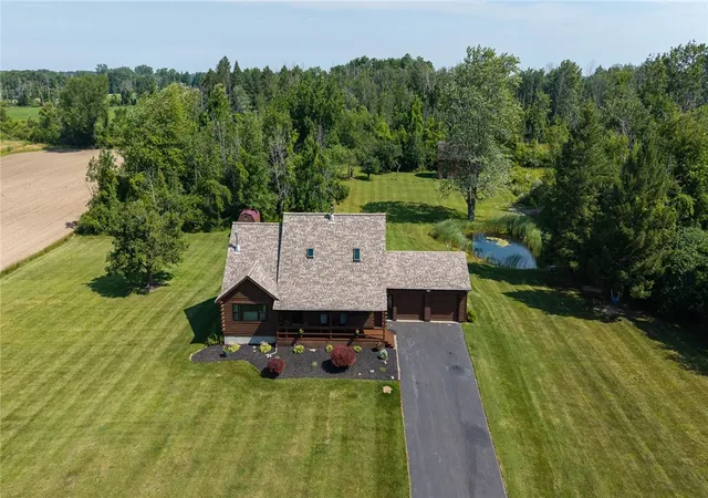 1st image of 4440 Brick Schoolhouse Rd, Hamlin, NY 14464 | MLS# R1698944