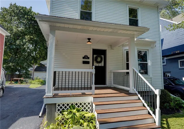 2nd image of 136 Asbury St, Rochester, NY 14620 | MLS# R1698037