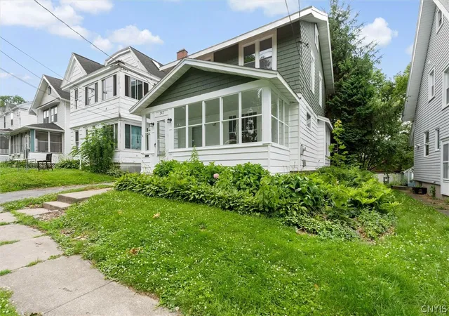 Photo 4 of Sale Pending at 242 Rider Ave, Syracuse, NY 13207 | MLS# S1696157 | Listing updated on 2026-07-21