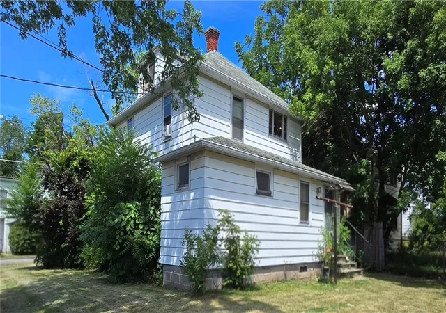 Photo 4 of Multi family home for sale at 1736 Grand Central Ave, Elmira, NY 14903 | MLS# R1699014 | Listing updated on 2026-07-17