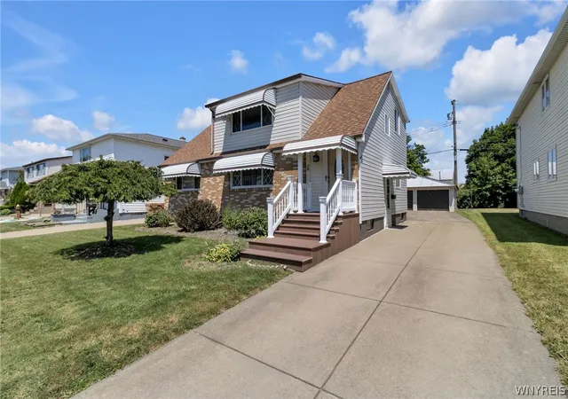 2nd image of 38 Wells Ave, Buffalo, NY 14227 | MLS# B1694877