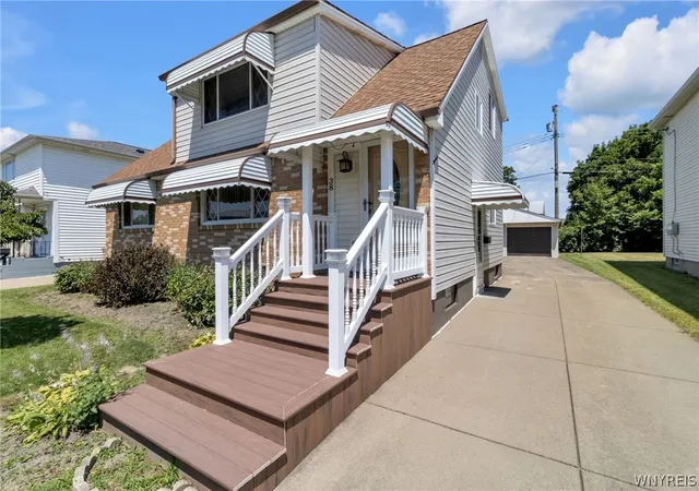 Photo 3 of Sale Pending at 38 Wells Ave, Buffalo, NY 14227 | MLS# B1694877 | Listing updated on 2026-07-24