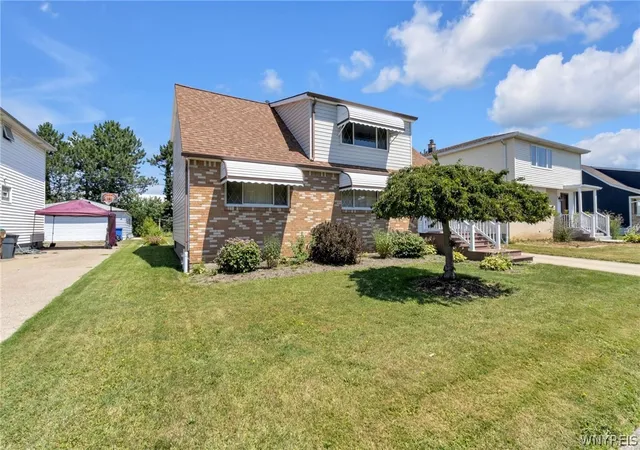 46th image of 38 Wells Ave, Buffalo, NY 14227 | MLS# B1694877