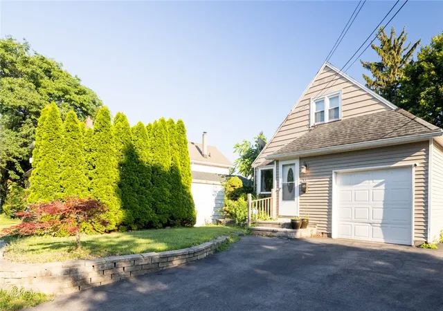 43rd image of 17 Chemung St, Rochester, NY 14611 | MLS# R1698419