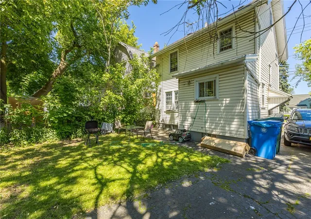 Photo 3 of Sale Pending at 269 Fernwood Ave, Rochester, NY 14621 | MLS# R1699024 | Listing updated on 2026-07-29