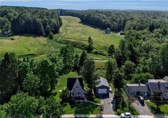 2nd image of 163 Capitol, Holland, NY 14080 | MLS# B1698388