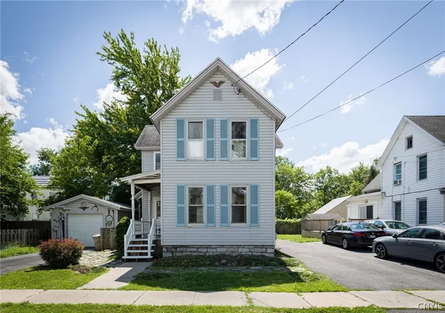 2nd image of 111 W Lynde St, Watertown, NY 13601 | MLS# S1698982
