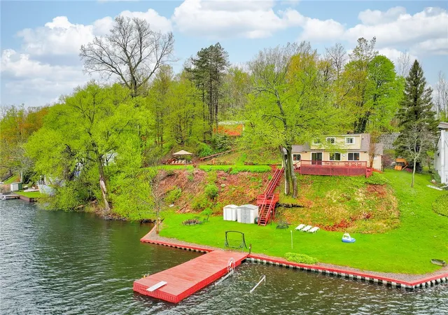 2nd image of 11737 Tompkins Point Rd, Wolcott, NY 14590 | MLS# R1698855