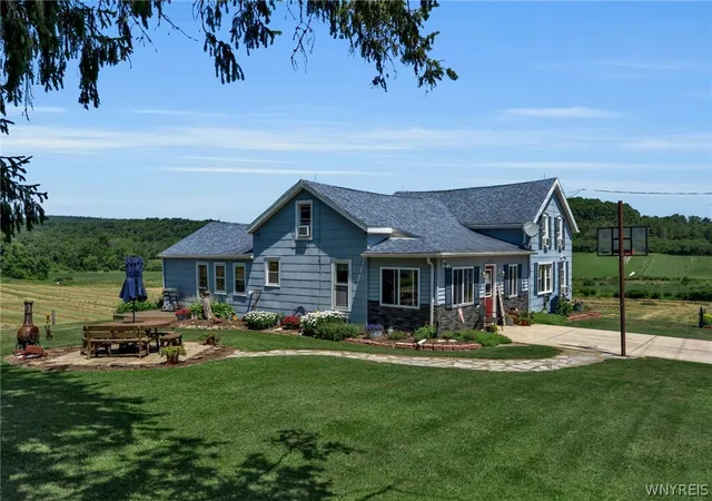 Photo 2 of Single family home for sale at 1957 Schwab Rd, Varysburg, NY 14167 | MLS# B1698032 | Listing updated on 2026-07-21