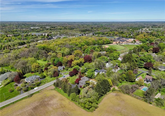 45th image of 157 W Jefferson Rd, Pittsford, NY 14534 | MLS# R1698950