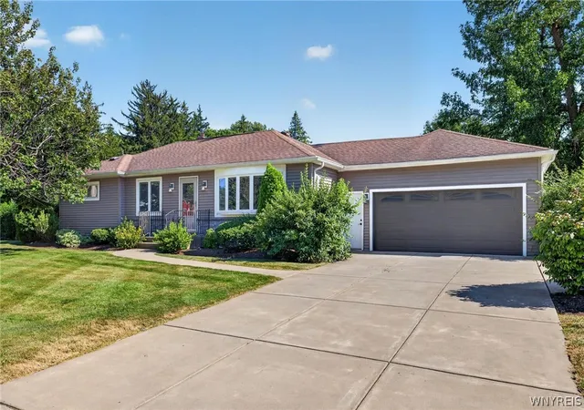 Photo 1 of Sale Pending at 1985 Maple Rd, Buffalo, NY 14221 | MLS# B1698216 | Listing updated on 2026-07-31