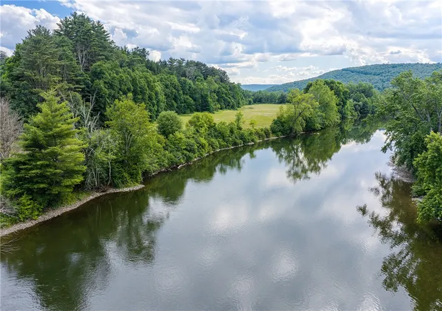 Photo 3 of Manufactured home for sale at 1045 Covered Brg Rd, Unadilla, NY 13849 | MLS# R1698267 | Listing updated on 2026-07-15