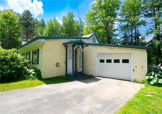 2nd image of 687 Curtiss Rd, Little Falls, NY 13365 | MLS# S1699065