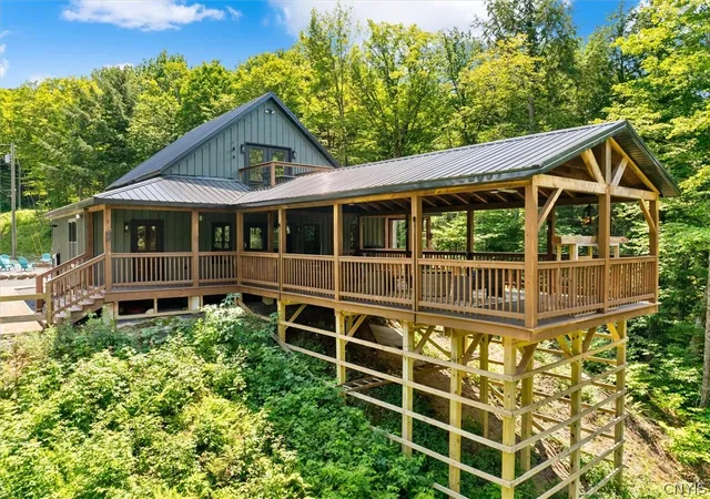 Photo 5 of Single family home for sale at 200 Bear View Dr, Remsen, NY 13438 | MLS# S1699076 | Listing updated on 2026-07-23