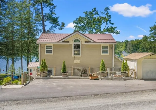 3rd image of 79 Mountainview Dr, Sanford, NY 13865 | MLS# R1698550