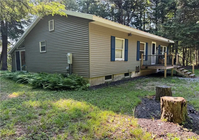 Photo 4 of Single family home for sale at 9036 Woods Rd, Remsen, NY 13438 | MLS# S1699067 | Listing updated on 2026-07-16