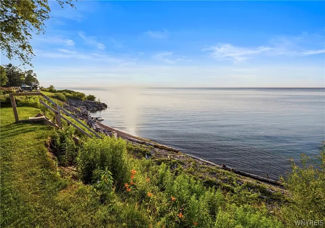 2nd image of 2463 Lake Rd, Ransomville, NY 14131 | MLS# B1698858