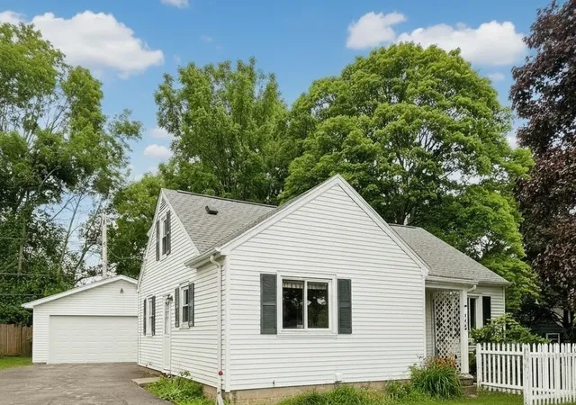1st image of 112 Clarington St, Rochester, NY 14609 | MLS# R1699030