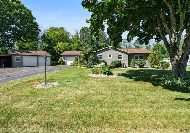 Photo 4 of Sale Pending at 77 Chase Rd, Fulton, NY 13069 | MLS# S1699035 | Listing updated on 2026-07-24