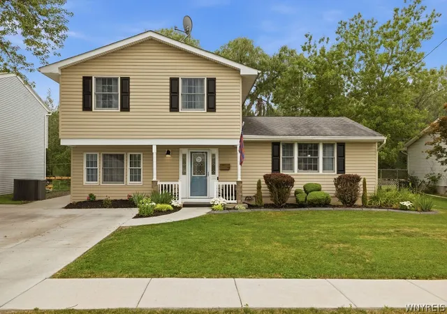 1st image of 35 Robert Dr, Lancaster, NY 14086 | MLS# B1698850