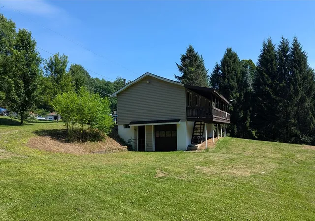 4th image of 725 State Hwy 205, Oneonta, NY 13820 | MLS# R1698868