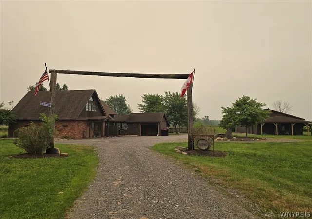 39th image of 5790 Royalton Center Rd, Gasport, NY 14067 | MLS# B1698962