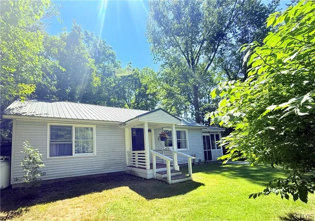 2nd image of 98 North St, Cleveland, NY 13042 | MLS# S1699155