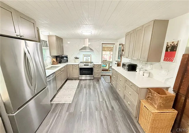 Photo 4 of Sale Pending at 98 North St, Cleveland, NY 13042 | MLS# S1699155 | Listing updated on 2026-07-31