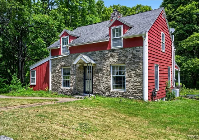 Photo 3 of Sale Pending at 5352 Onondaga Rd, Camillus, NY 13031 | MLS# S1698778 | Listing updated on 2026-07-21
