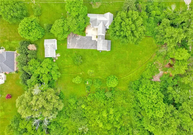 2nd image of 644 Parma Center Rd, Hilton, NY 14468 | MLS# R1696111
