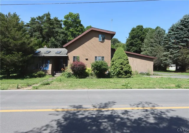 1st image of 792 County Route 5, Pulaski, NY 13142 | MLS# S1696453