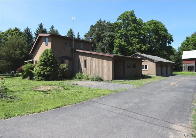 Photo 4 of Sale Pending at 792 County Route 5, Pulaski, NY 13142 | MLS# S1696453 | Listing updated on 2026-07-19