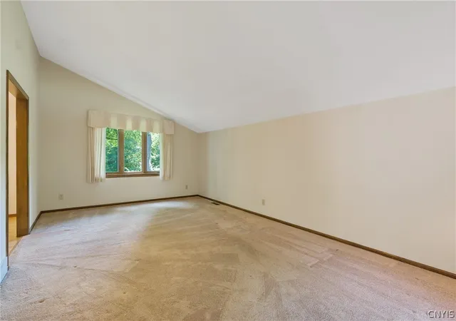 Photo 4 of Sale Pending at 8802 Wandering Way, Baldwinsville, NY 13027 | MLS# S1697345 | Listing updated on 2026-07-23