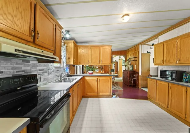 3rd image of 207 County Road 15, South New Berlin, NY 13843 | MLS# R1699066
