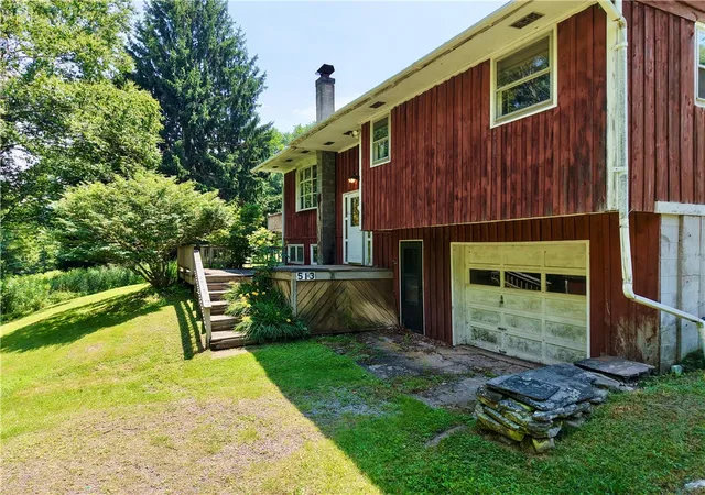 Photo 3 of Single family home for sale at 513 Delaware Ave, Andes, NY 13731 | MLS# R1698725 | Listing updated on 2026-07-16