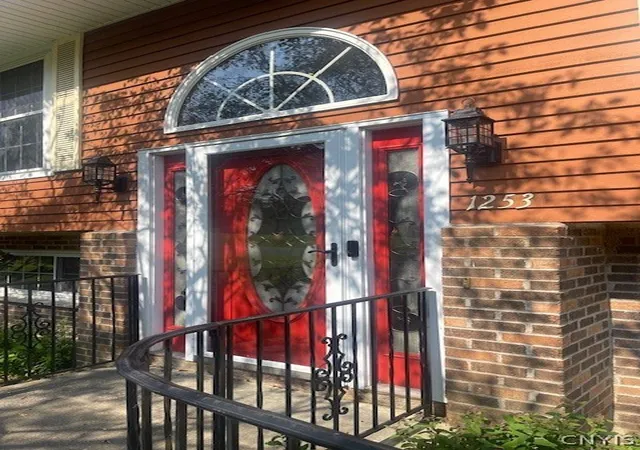 Photo 2 of Sale Pending at 1253 Fay St, Fulton, NY 13069 | MLS# S1698843 | Listing updated on 2026-07-26