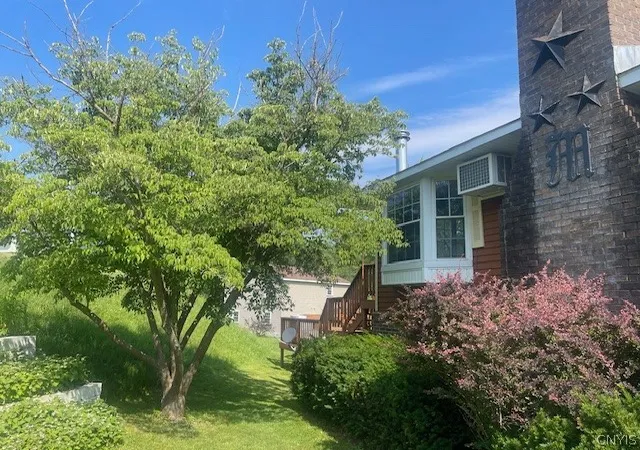 Photo 4 of Sale Pending at 1253 Fay St, Fulton, NY 13069 | MLS# S1698843 | Listing updated on 2026-07-26