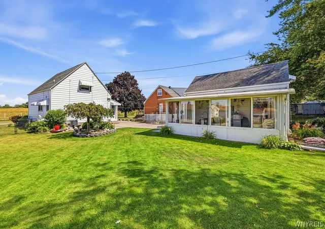 5th image of 56 Crestview Ave, Buffalo, NY 14225 | MLS# B1698743