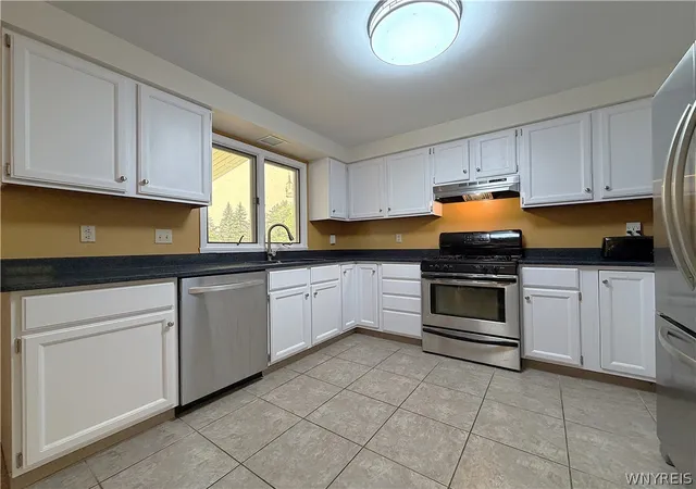 Photo 3 of Sale Pending at 1132 Penora St, Depew, NY 14043 | MLS# B1699182 | Listing updated on 2026-07-22