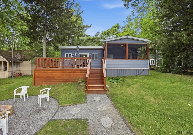 4th image of 2409 Wilson Ave, Wilson, NY 14172 | MLS# B1699138