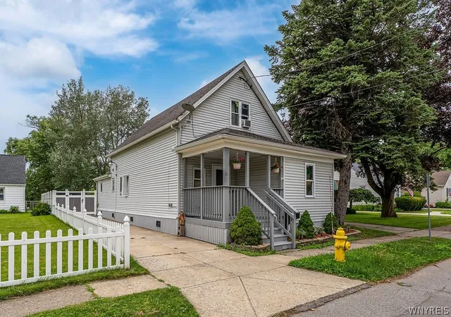 1st image of 44 Frederick St, Buffalo, NY 14227 | MLS# B1699151