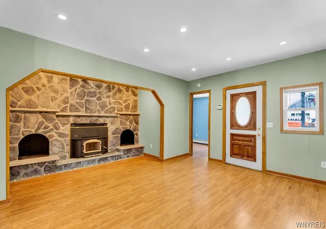 3rd image of 44 Frederick St, Buffalo, NY 14227 | MLS# B1699151
