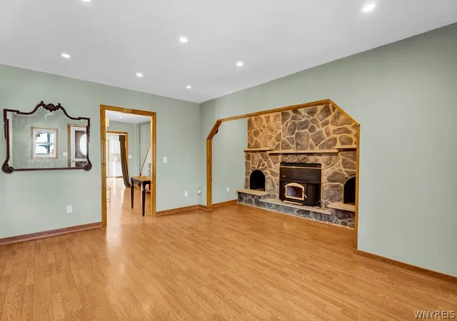 4th image of 44 Frederick St, Buffalo, NY 14227 | MLS# B1699151