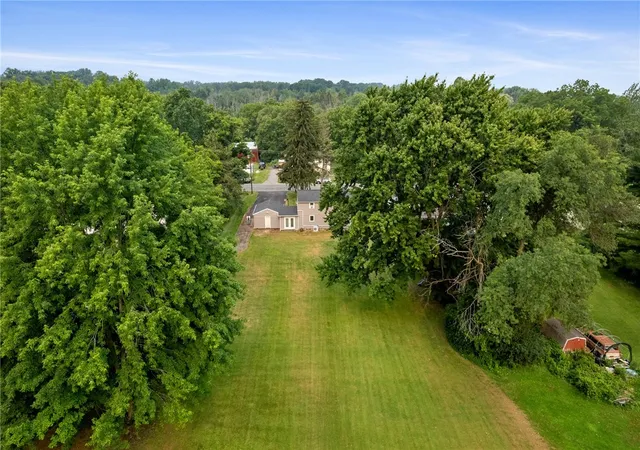 3rd image of 398 Trimmer Rd, Parma, NY 14559 | MLS# R1699166
